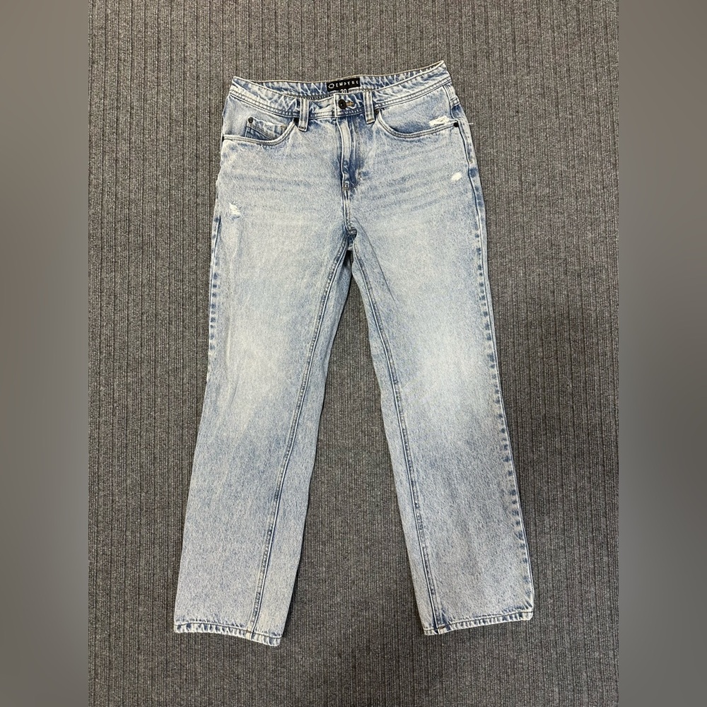 Empyre Jeans‎